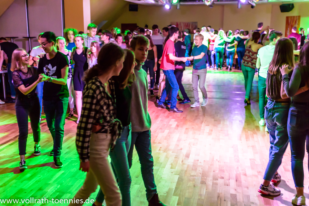 2019 11 09 Tanzparty Jugend 0070